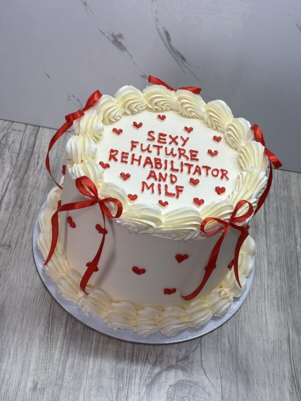 ГОЛЯМА ВИНТИДЖ ТОРТА С ПАНДЕЛКИ