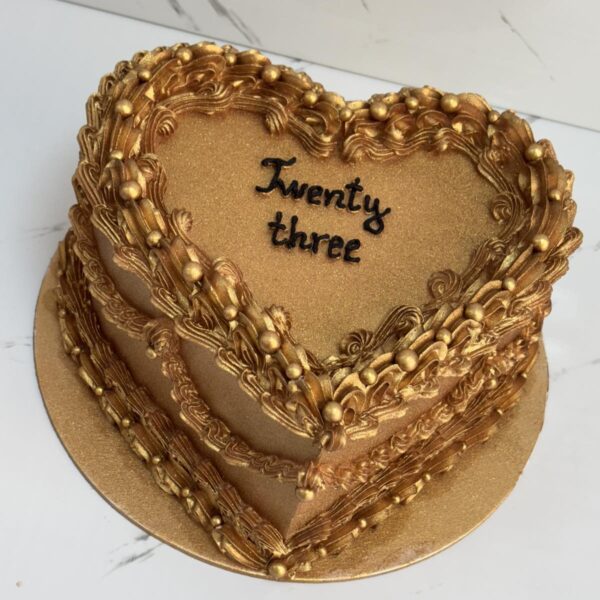 IMG-646d7a98168b21e6e8e84667e3258370-V ГОЛЯМА ТОРТА С БРОКАТ