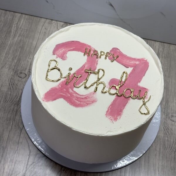 ГОЛЯМА ТОРТА СЕМПЪЛ ДИЗАЙН