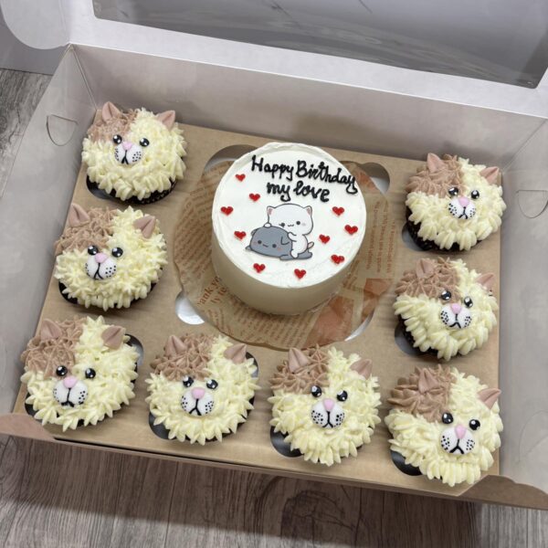 БЕНТО ТОРТА С 8 МЪФИНА