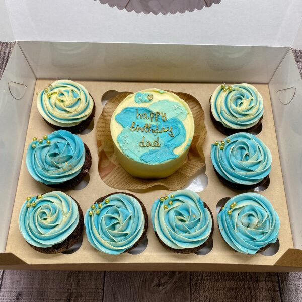 БЕНТО ТОРТА С 8 МЪФИНА