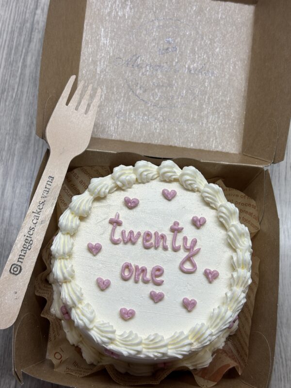 ВИНТИДЖ БЕНТО ТОРТА