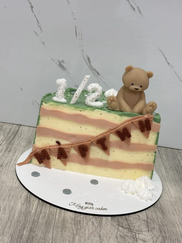 Торти за половин година